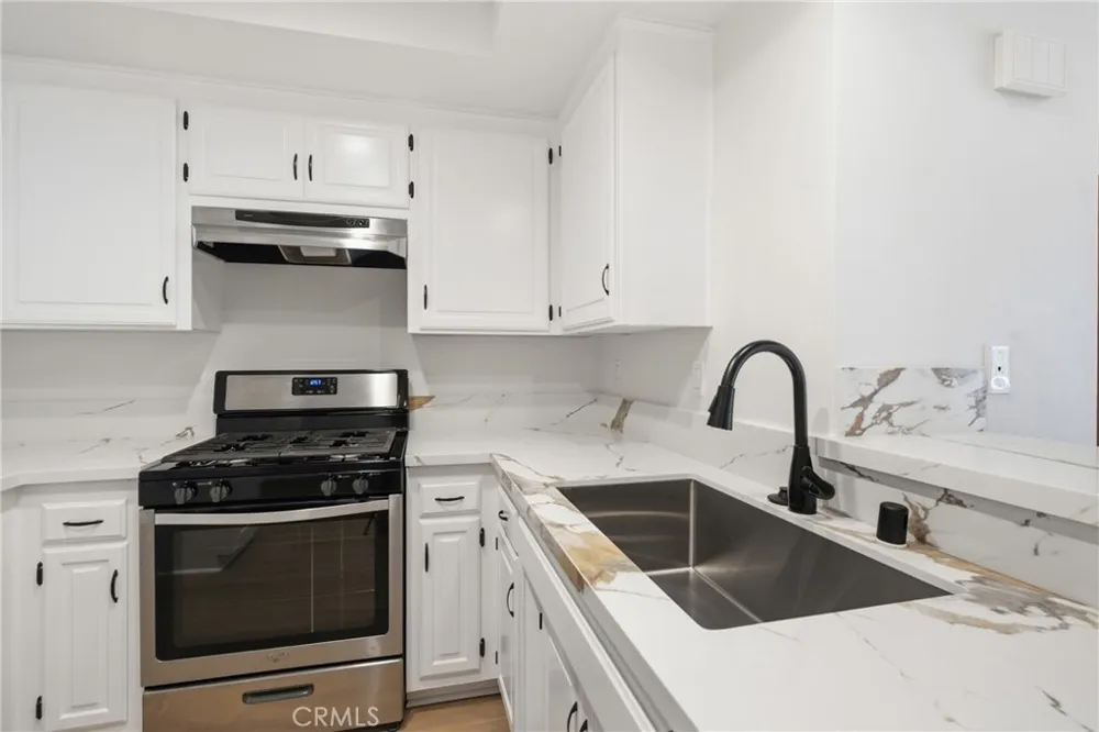 24278 El Pilar Laguna Niguel, CA 92677