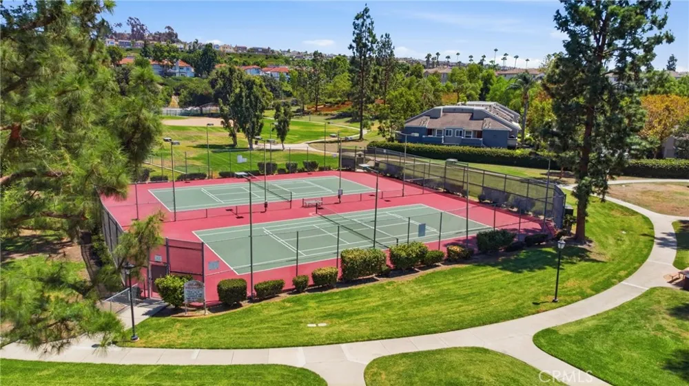 24278 El Pilar Laguna Niguel, CA 92677