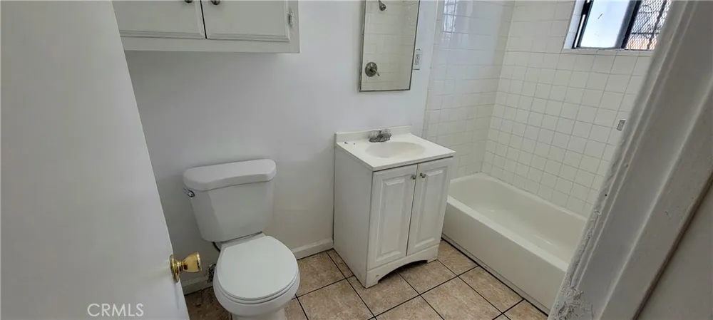 1717 Alhambra Avenue #B Compton, CA 90221