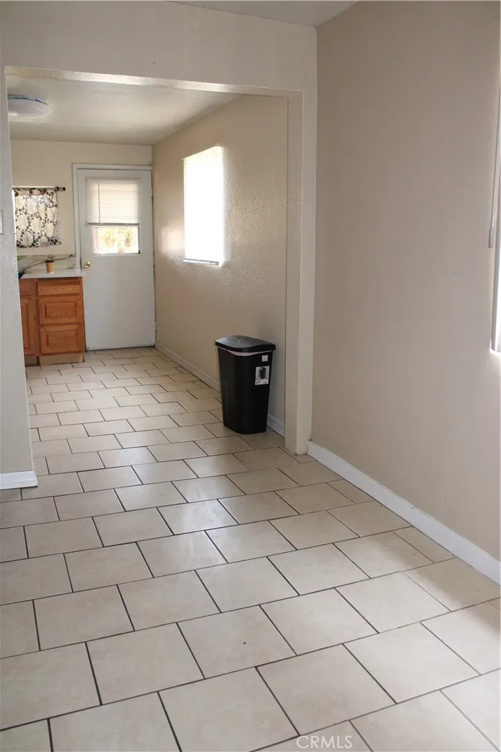 12130 Elliott Avenue El Monte, CA 91732