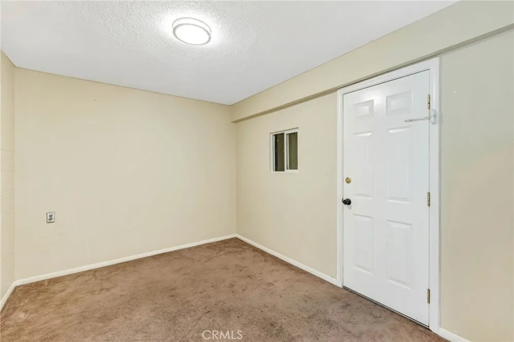7420 Corbin ave #8 Reseda, CA 91335