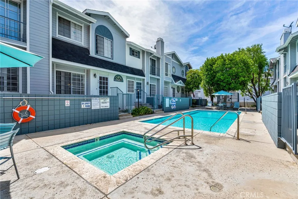 7420 Corbin ave #8 Reseda, CA 91335