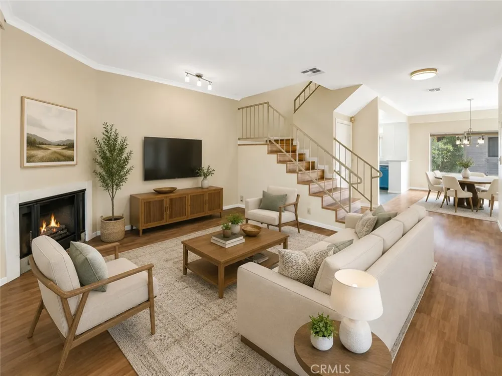 7420 Corbin ave #8 Reseda, CA 91335