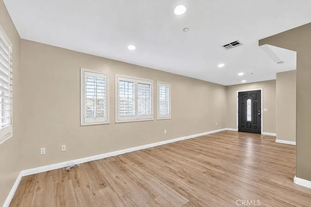 7592 Artesia Blvd #D Buena Park, CA 90621