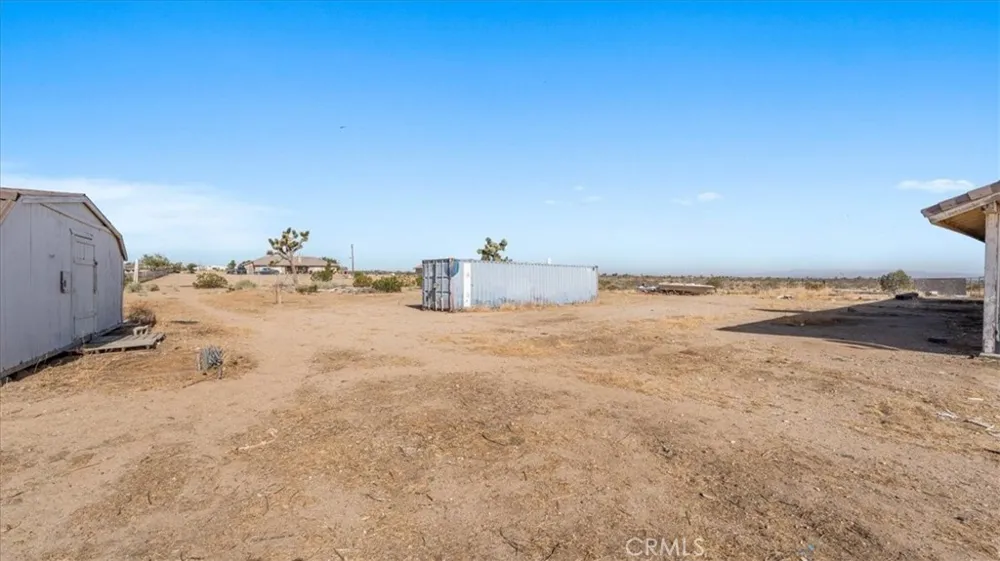 12858 Atsina Phelan, CA 92371