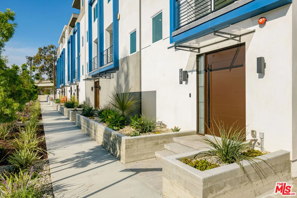5847 David Avenue Los Angeles, CA 90034