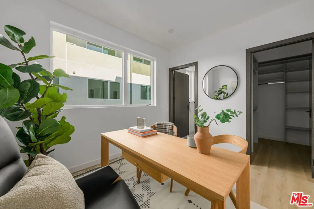 5847 David Avenue Los Angeles, CA 90034