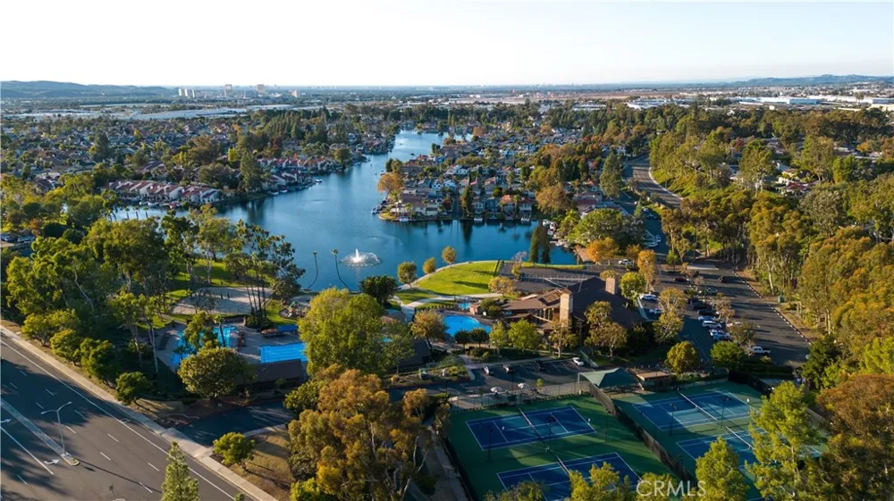 24162 Okeechobee Lane Lake Forest, CA 92630