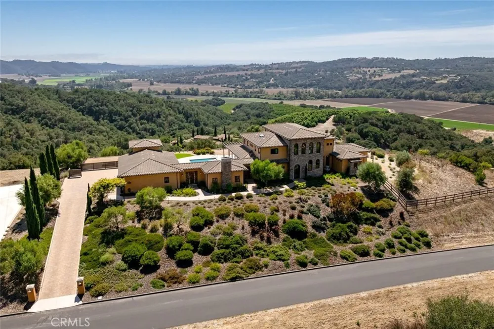 3515 Camino Purisima Arroyo Grande, CA 93420