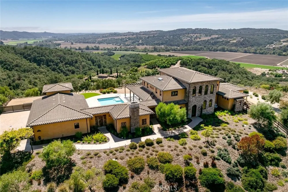 3515 Camino Purisima Arroyo Grande, CA 93420