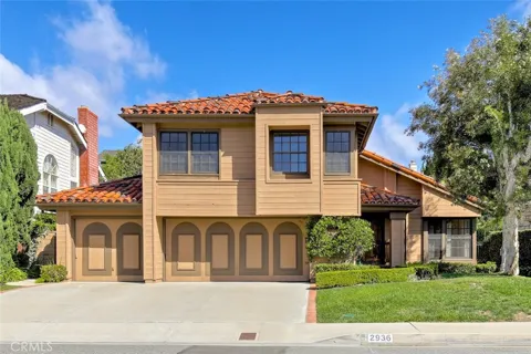 2936 Calle Frontera