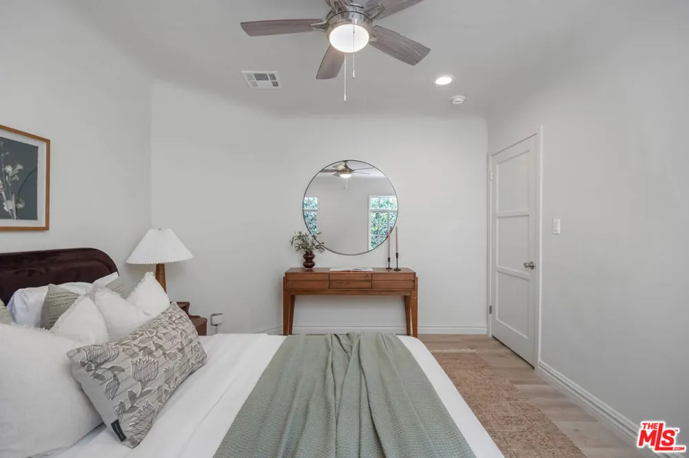 718 Westbourne Drive West Hollywood, CA 90069