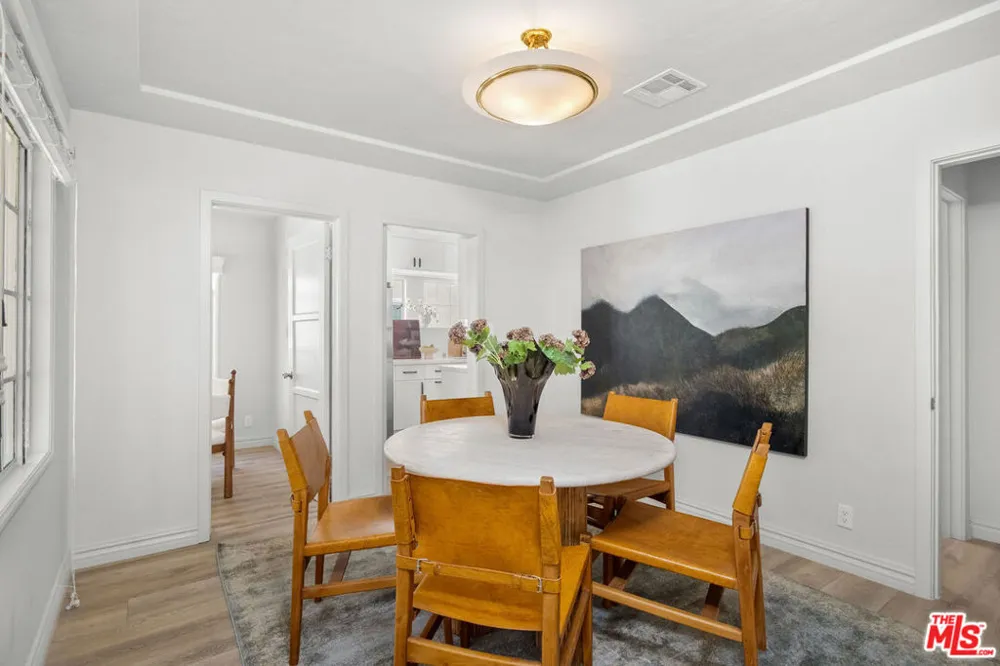 718 Westbourne Drive West Hollywood, CA 90069
