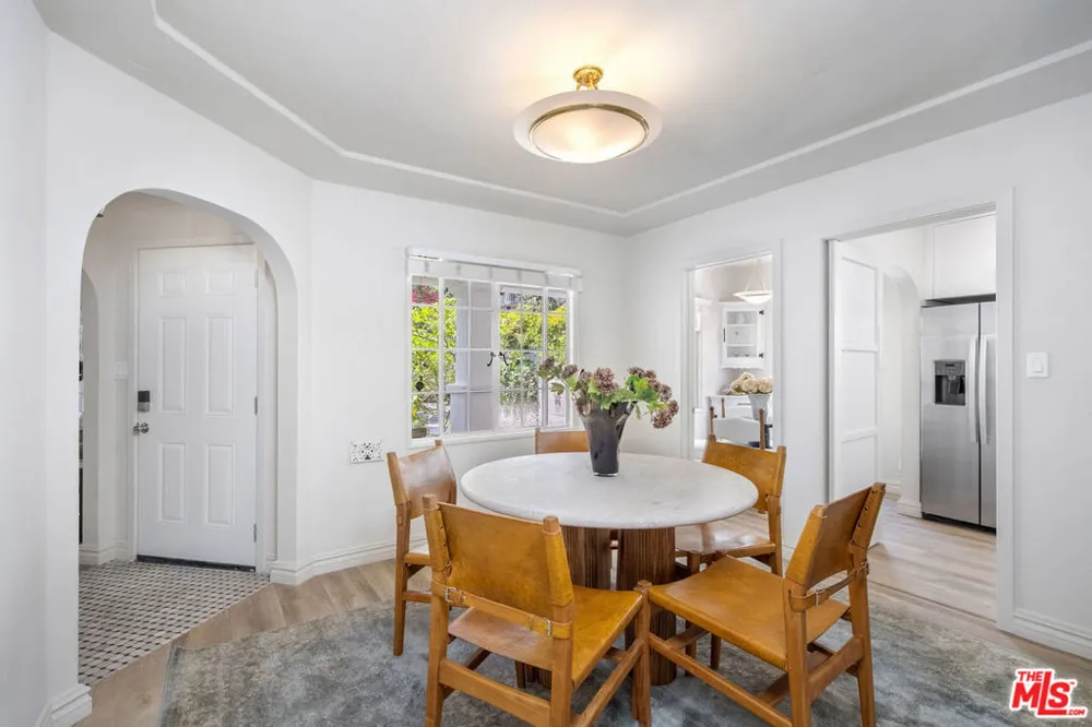 718 Westbourne Drive West Hollywood, CA 90069