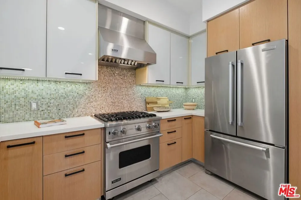 853 21st Street #104 Santa Monica, CA 90403