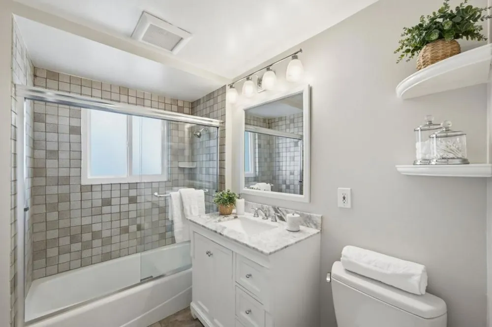 2527 Dekoven Avenue Belmont, CA 94002