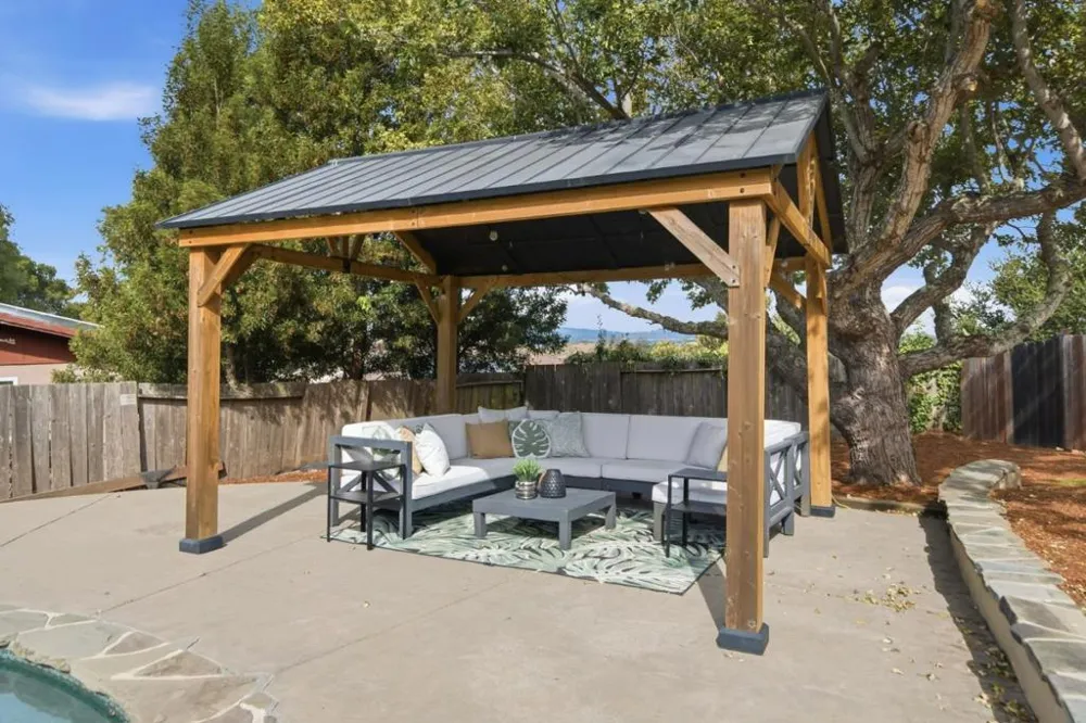 2527 Dekoven Avenue Belmont, CA 94002