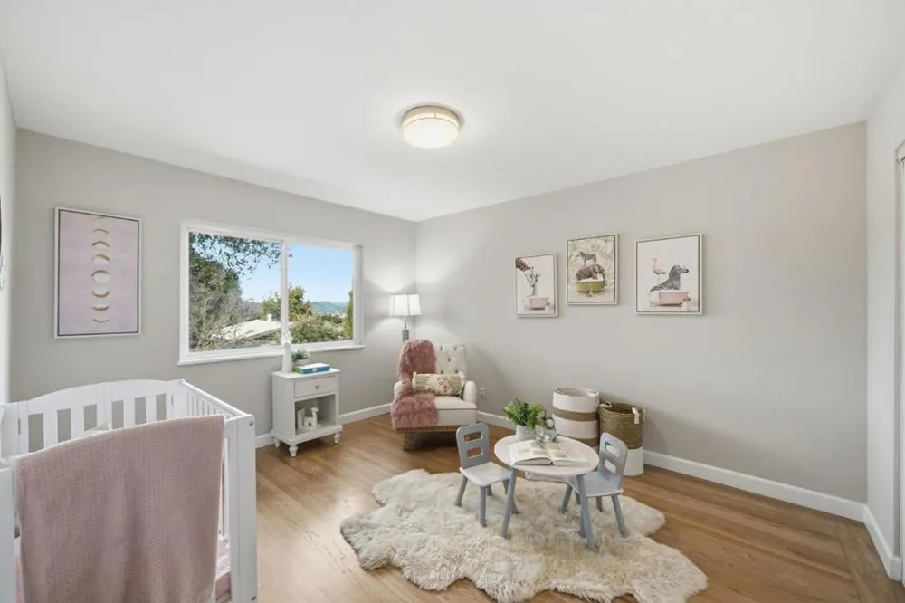 2527 Dekoven Avenue Belmont, CA 94002