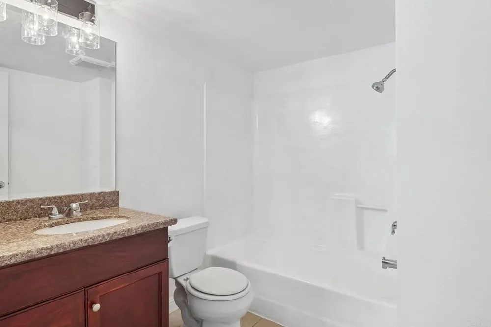 5648 Amaya Drive #118 La Mesa, CA 91942
