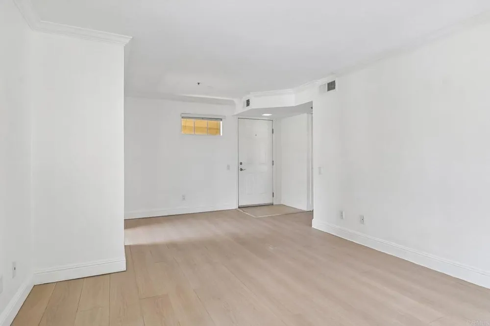 5648 Amaya Drive #118 La Mesa, CA 91942