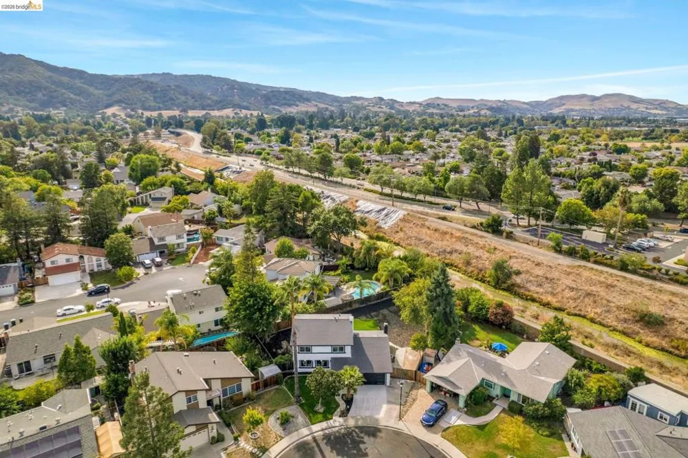 3672 Glacier Ct Pleasanton, CA 94588