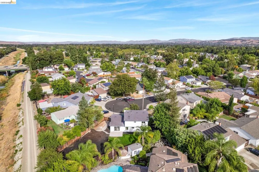 3672 Glacier Ct Pleasanton, CA 94588