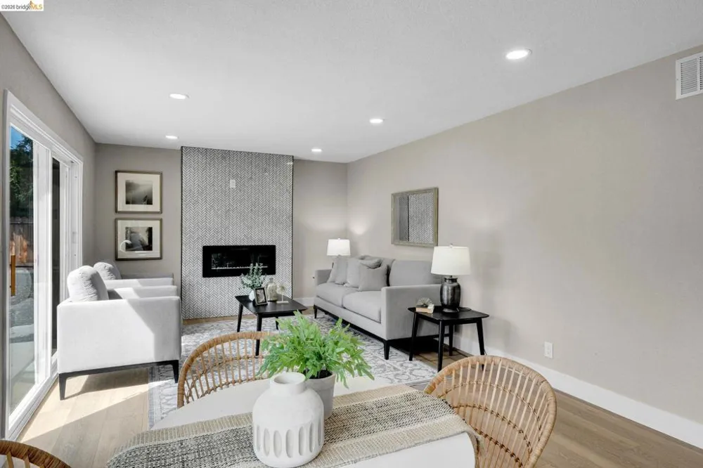 3672 Glacier Ct Pleasanton, CA 94588