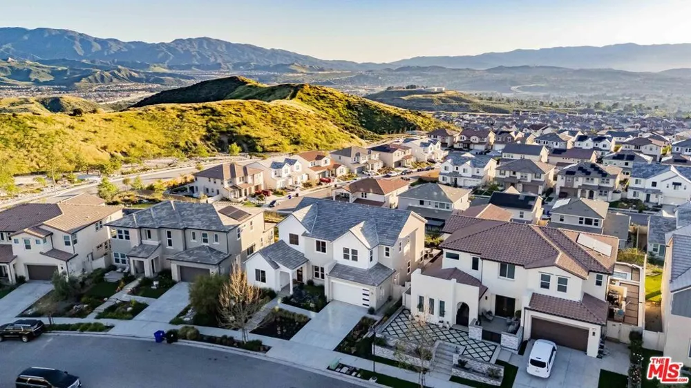 28609 Windbreak Terrace Santa Clarita, CA 91350