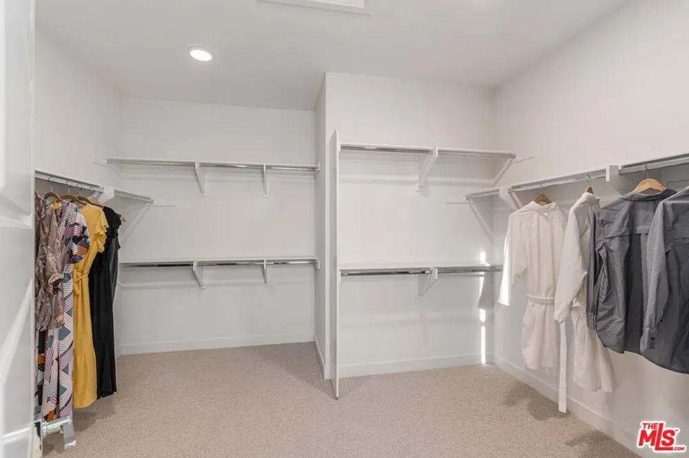 28609 Windbreak Terrace Santa Clarita, CA 91350