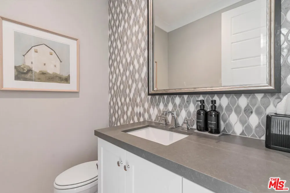 28609 Windbreak Terrace Santa Clarita, CA 91350