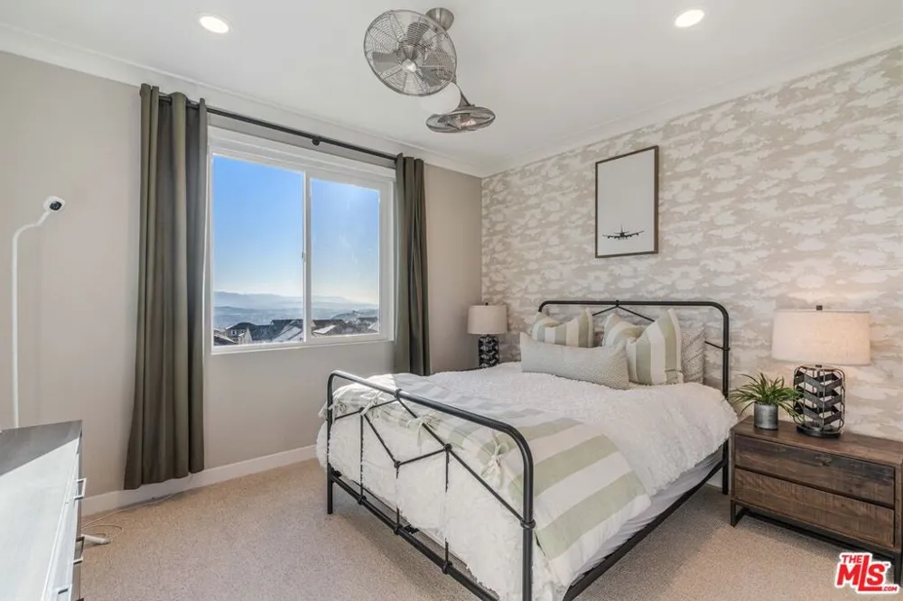 28609 Windbreak Terrace Santa Clarita, CA 91350