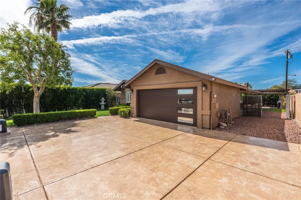 13815 Del Ray Lane Desert Hot Springs, CA 92240