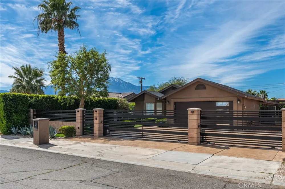 13815 Del Ray Lane Desert Hot Springs, CA 92240