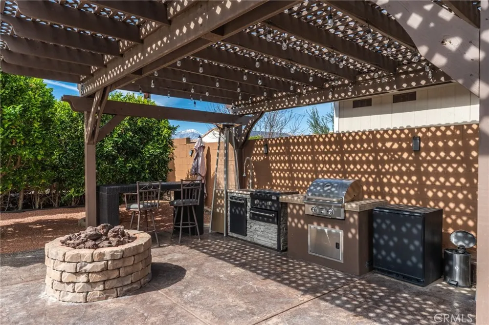 13815 Del Ray Lane Desert Hot Springs, CA 92240