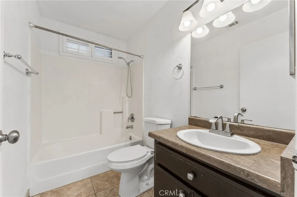 13815 Del Ray Lane Desert Hot Springs, CA 92240