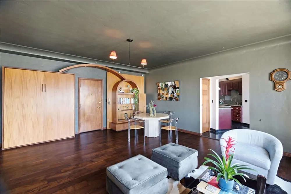 800 E Ocean #1006 Long Beach, CA 90802