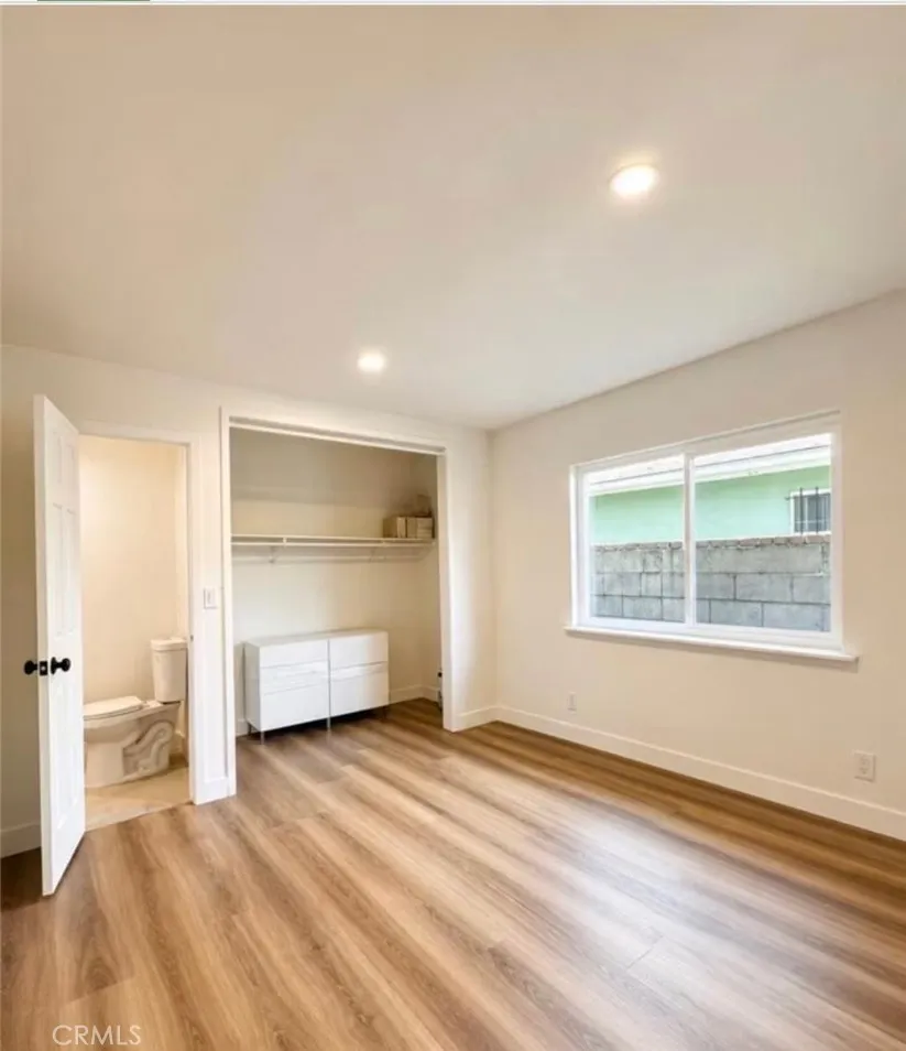 1124 Kewen San Fernando, CA 91340