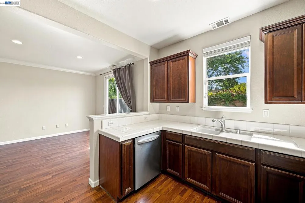 2401 Coffeeberry Road West Sacramento, CA 95691