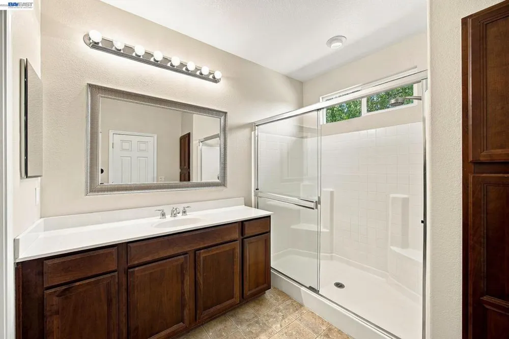 2401 Coffeeberry Road West Sacramento, CA 95691