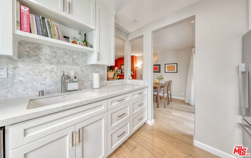 8207 Summertime Lane Culver City, CA 90230