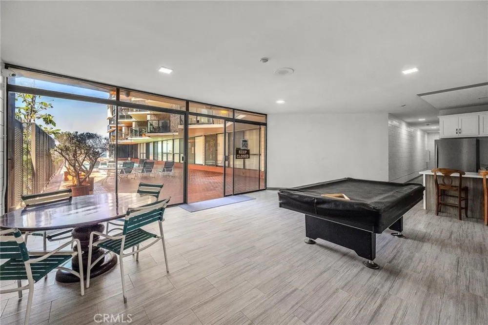 531 Esplanade #909 Redondo Beach, CA 90277