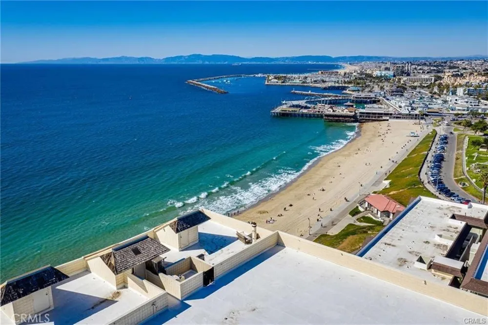531 Esplanade #909 Redondo Beach, CA 90277