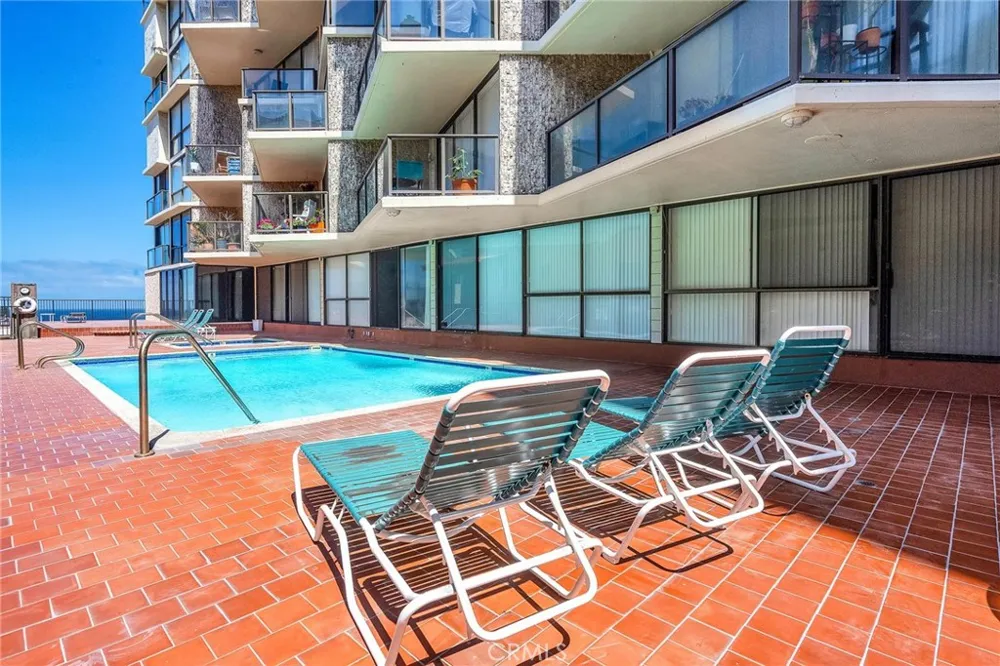 531 Esplanade #909 Redondo Beach, CA 90277