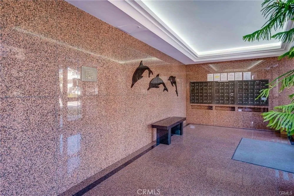 531 Esplanade #909 Redondo Beach, CA 90277