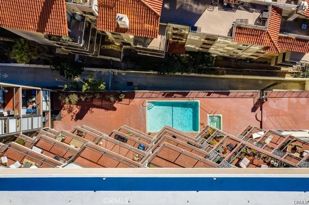 531 Esplanade #909 Redondo Beach, CA 90277