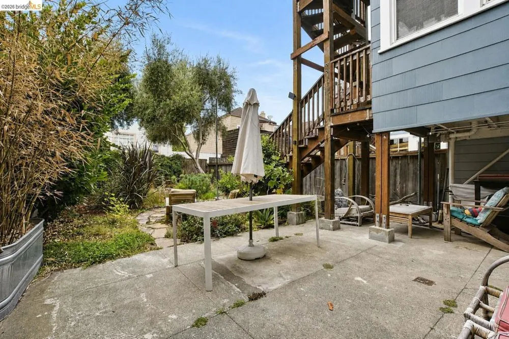 856 York Street San Francisco, CA 94110