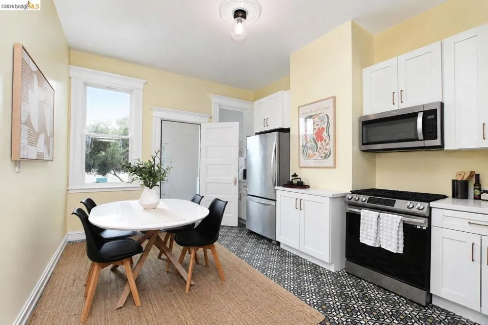 856 York Street San Francisco, CA 94110