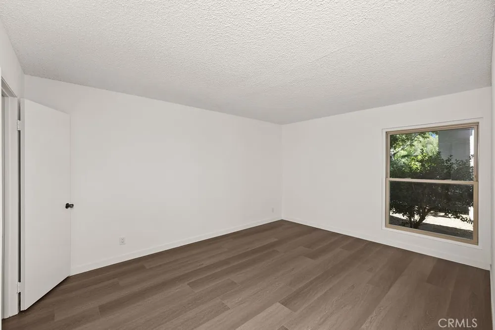 4716 Park Granada #198 Calabasas, CA 91302