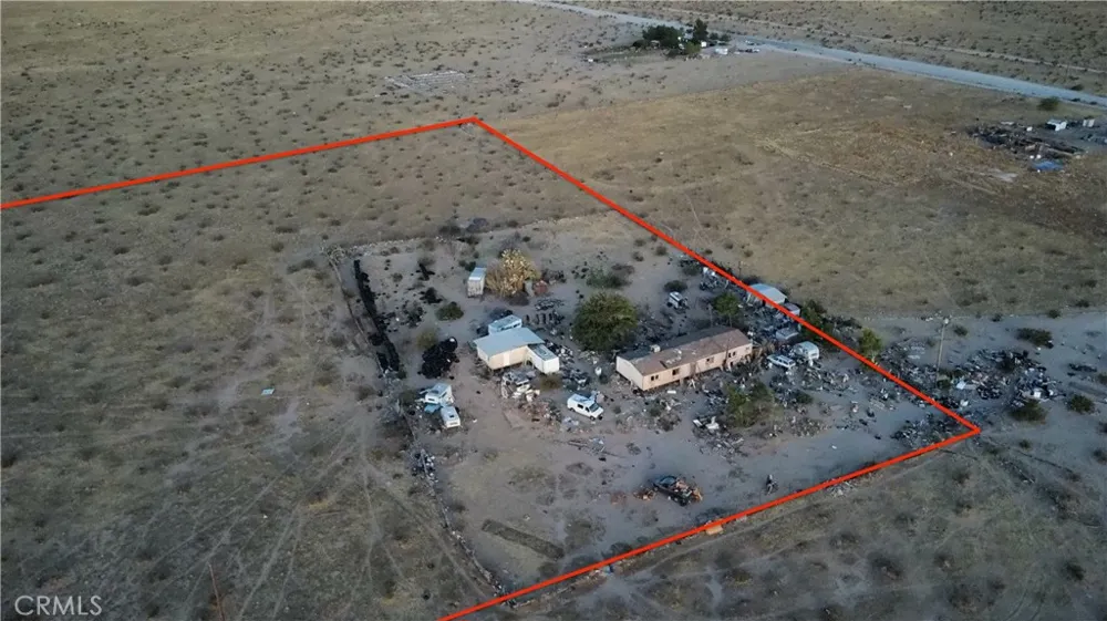 21011 Lilac Adelanto, CA 92301