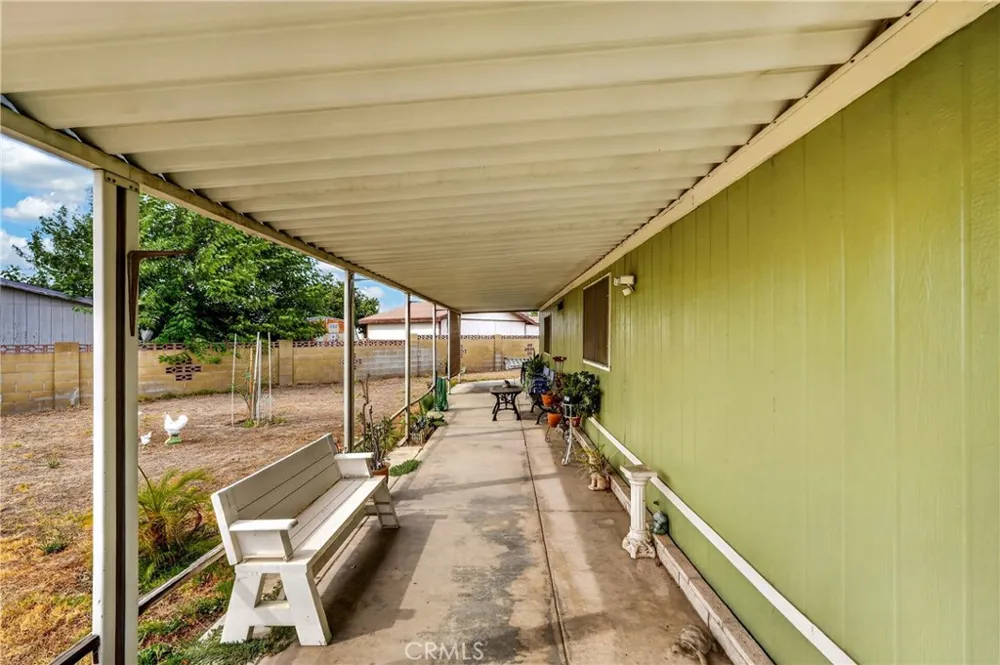 209 Flora vista Street San Jacinto, CA 92582